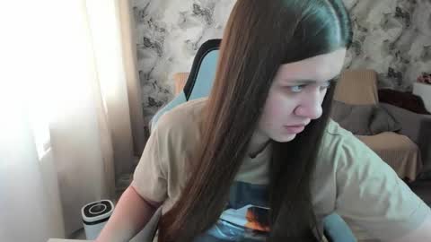 Snapshot of elisa_kollin chatting on 27, 9, 2025 Aletta Oushen online show from 27, 9, 2025