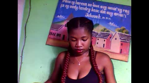 elisabeth2525 online show from 5, 2, 2025