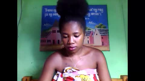 elisabeth2525 online show from 8, 2, 2025