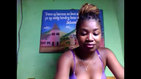 elisabeth2525 online show from 10, 2, 2025