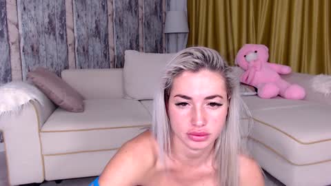 Snapshot of elisabeth_jason chatting on 20, 1, 2025 elisabeth_jason online show from 20, 1, 2025