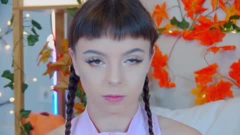 ElisabethDavis online show from 6, 10, 2025