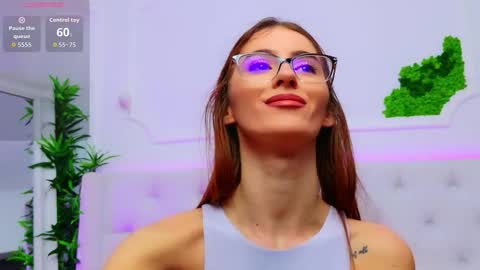 ElisaCharm online show from 2, 12, 2025