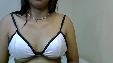 elisah01 online show from 22, 4, 2026