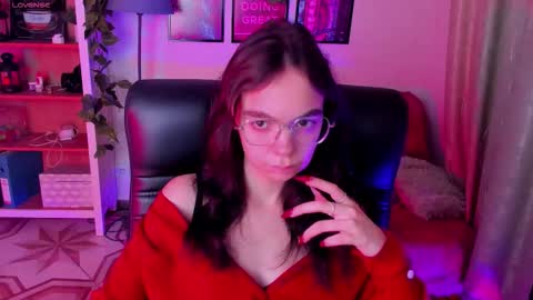 Snapshot of elise_noir chatting on 12, 10, 2025 Elise online show from 12, 10, 2025