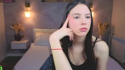 Snapshot of elise_robbie chatting on 23, 4, 2026 Elise online show from 23, 4, 2026