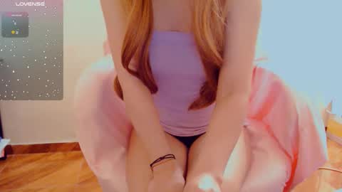 Snapshot of elisecrets chatting on 27, 9, 2025 Eli online show from 27, 9, 2025