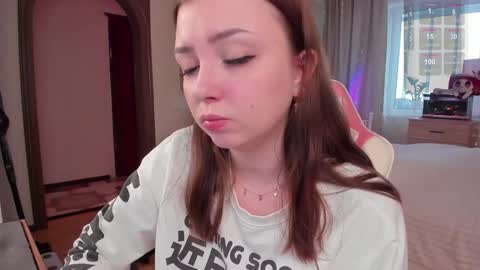 Elise    online show from 26, 1, 2025