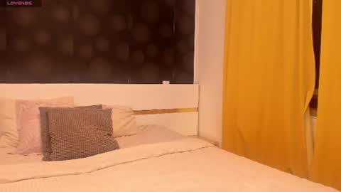 Snapshot of elisetyler89 chatting on 17, 7, 2026 Elly online show from 17, 7, 2026