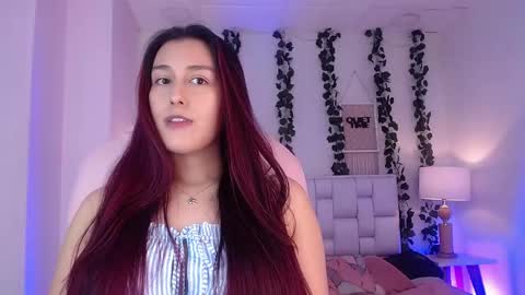 Snapshot of elisevalmont chatting on 16, 4, 2026 ELISE online show from 16, 4, 2026