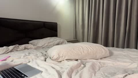 Nina online show from 18, 1, 2025