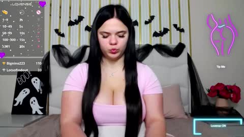 Snapshot of eliss_stoun chatting on 25, 10, 2025 Eliss online show from 25, 10, 2025