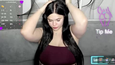 Snapshot of eliss_stoun chatting on 28, 10, 2025 Eliss online show from 28, 10, 2025