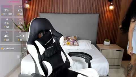 E L I S S A online show from 12, 12, 2024