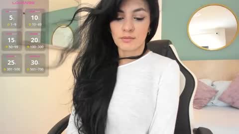 E L I S S A online show from 4, 3, 2025