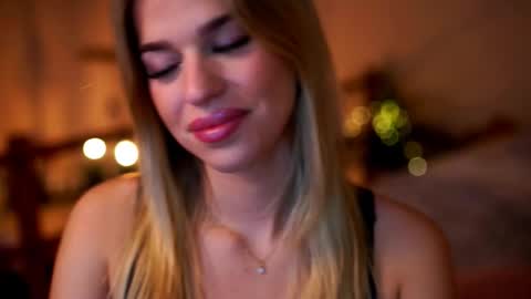 Sunflower  online show from 15, 10, 2025