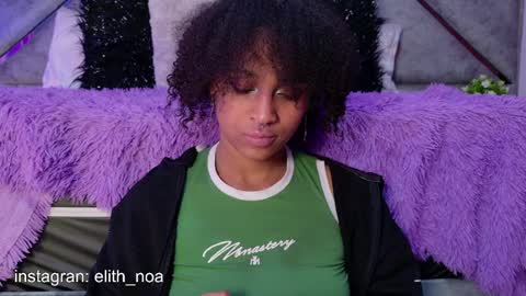 Snapshot of elit_noa chatting on 4, 4, 2026 elit noa online show from 4, 4, 2026