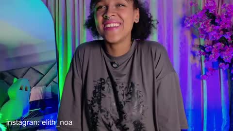 Snapshot of elit_noa chatting on 14, 4, 2026 elit noa online show from 14, 4, 2026