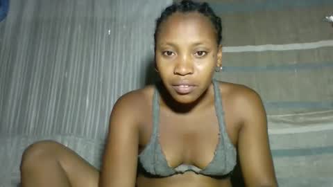 Snapshot of elita12010 chatting on 21, 4, 2026 elita12010 online show from 21, 4, 2026