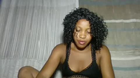 Snapshot of elita12010 chatting on 22, 4, 2026 elita12010 online show from 22, 4, 2026