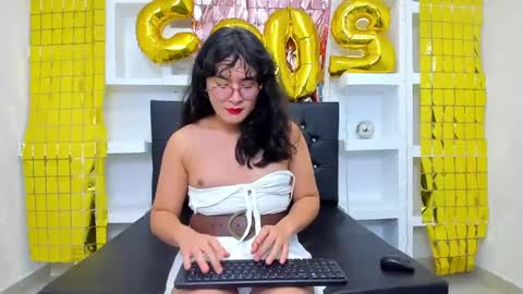 elith_berry69_ online show from 28, 1, 2025