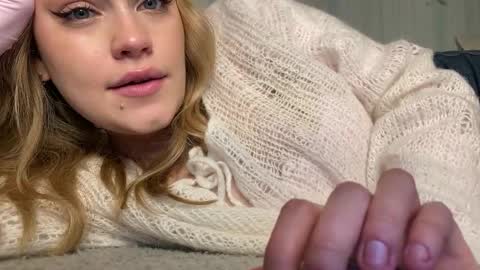 Snapshot of elixiirr chatting on 6, 1, 2026 Stephanie online show from 6, 1, 2026