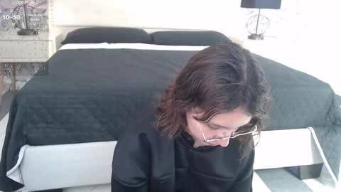 Eliza online show from 7, 2, 2026