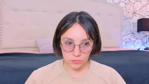 Eliza online show from 4, 6, 2026