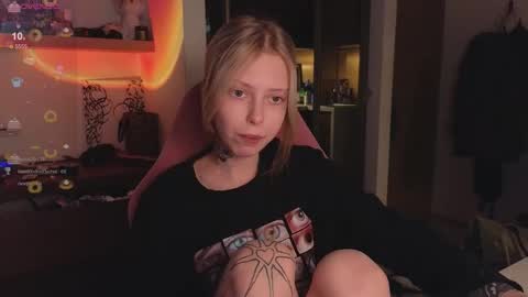 Elizabeth online show from 3, 12, 2025