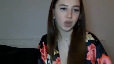 Elizabet 18 online show from 24, 2, 2025