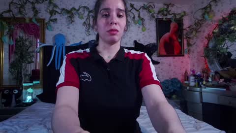 Snapshot of elizabeth77_ chatting on 4, 2, 2025 Elizabeth online show from 4, 2, 2025