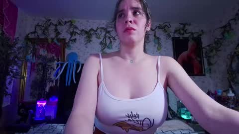 Snapshot of elizabeth77_ chatting on 16, 9, 2025 Elizabeth online show from 16, 9, 2025