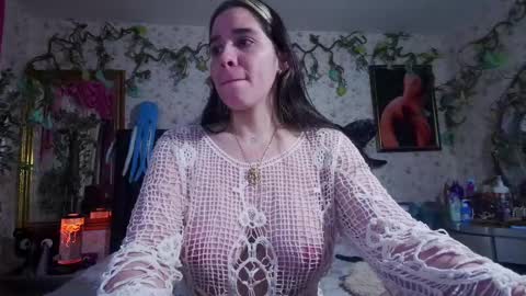 Snapshot of elizabeth77_ chatting on 5, 10, 2025 Elizabeth online show from 5, 10, 2025