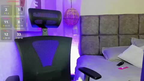 Snapshot of elizabeth_20_ chatting on 13, 10, 2025 elizabeth online show from 13, 10, 2025