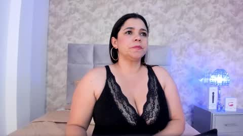 Snapshot of elizabeth_colleman chatting on 10, 1, 2025 Elizabeth online show from 10, 1, 2025