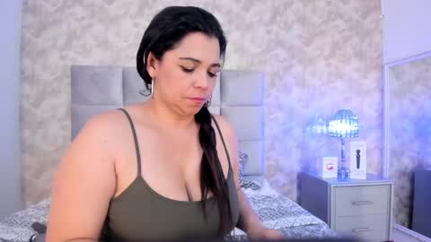 Snapshot of elizabeth_colleman chatting on 18, 1, 2025 Elizabeth online show from 18, 1, 2025