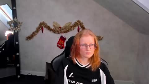 Elizabeth online show from 14, 1, 2025