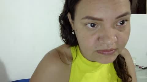 Snapshot of elizabeth_martinez_ chatting on 14, 9, 2025 Elizabeth Martinez online show from 14, 9, 2025