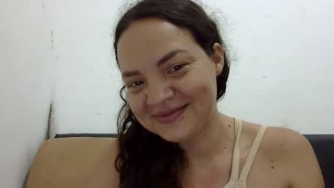 Snapshot of elizabeth_martinez_ chatting on 8, 10, 2025 Elizabeth Martinez online show from 8, 10, 2025