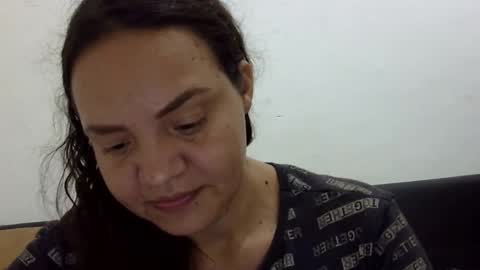 Snapshot of elizabeth_martinez_ chatting on 12, 10, 2025 Elizabeth Martinez online show from 12, 10, 2025