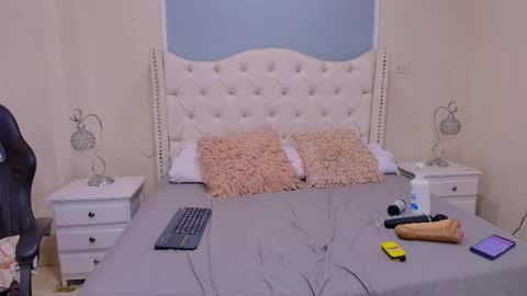 Elizabeth  online show from 6, 3, 2026