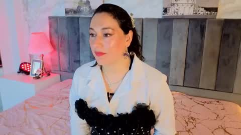 elizabth online show from 5, 1, 2026