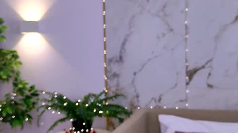 Snapshot of elizabethcash chatting on 22, 12, 2025 Elizabeth online show from 22, 12, 2025