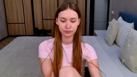 Snapshot of elizabethcash chatting on 18, 4, 2026 Elizabeth online show from 18, 4, 2026