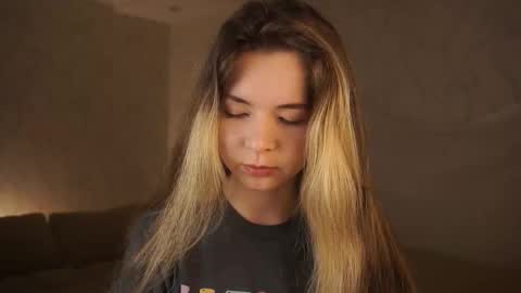 Snapshot of elizabethennals chatting on 29, 9, 2025 Elizabeth online show from 29, 9, 2025