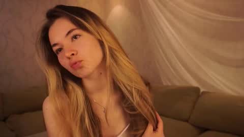 Snapshot of elizabethennals chatting on 1, 10, 2025 Elizabeth online show from 1, 10, 2025