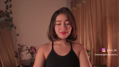 Snapshot of elizabethz chatting on 5, 10, 2025 Tuli online show from 5, 10, 2025