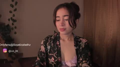 Snapshot of elizabethz chatting on 28, 10, 2025 Tuli online show from 28, 10, 2025