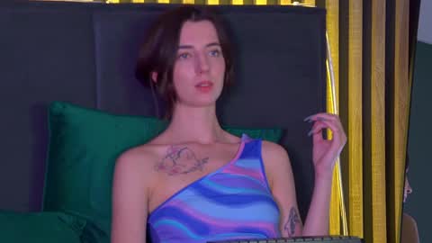 Elizabet online show from 15, 1, 2025