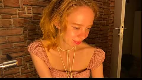 Snapshot of elizastorm chatting on 1, 7, 2026 Eliza online show from 1, 7, 2026